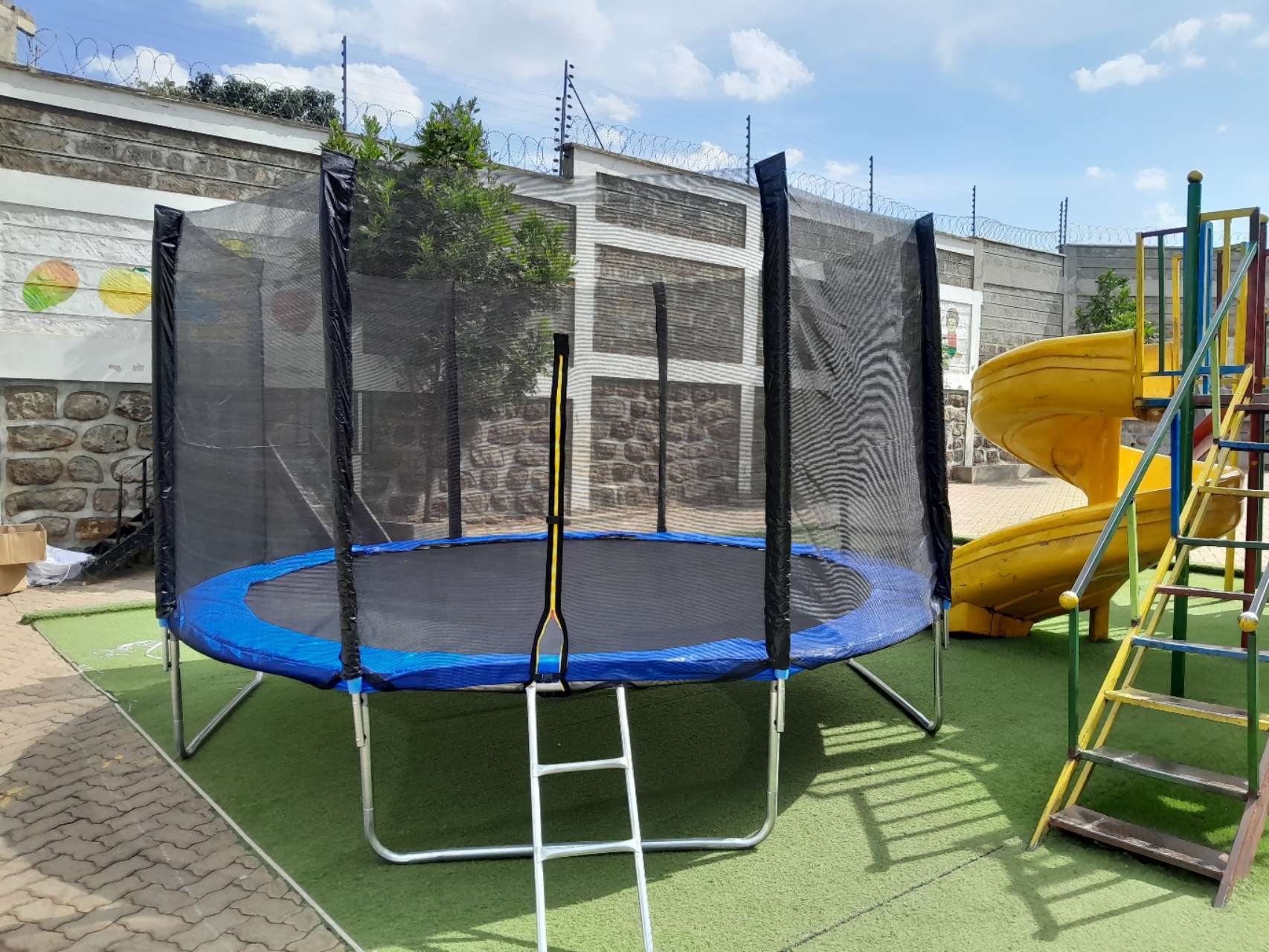 12 Feet Trampoline with Safety Net | Large Outdoor Backyard Trampoline