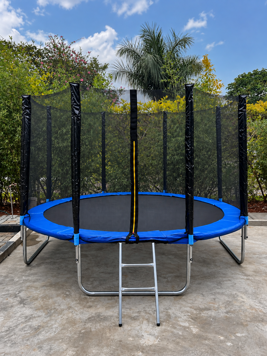 10FT Trampoline for sale in kenya: Strong, Spacious and durable 
